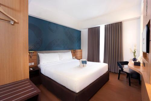 room detail thumbnail 1