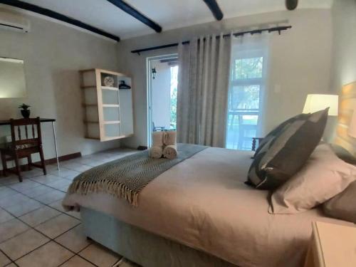 Kruger Foothills Lodge - Near Kruger National Park in Hoedspruit