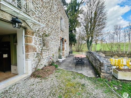 Le Bief in Pont-et-Massene