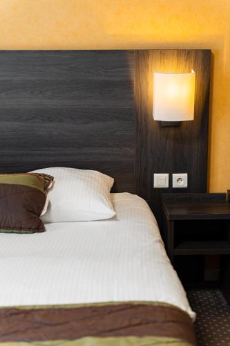 2 twin beds