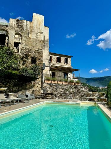 Viesnīcas āriene, Elegant Apartment With Pool in Praelo