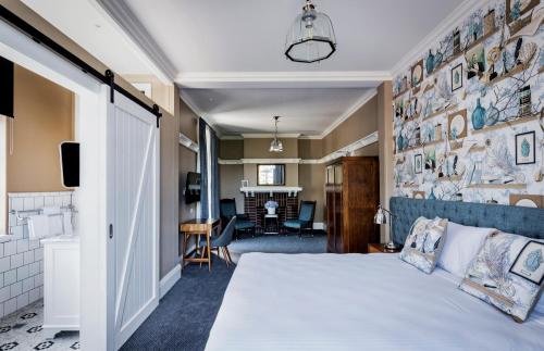 The North Sydney Hotel - image 8
