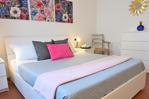 Casa Garibaldi con Terrazzo e Parking, Mare 1 min