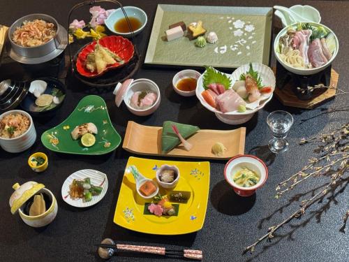 room detail thumbnail 2