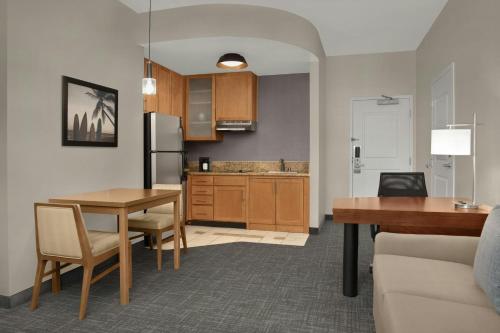 Residence Inn San Diego Oceanside - image 2