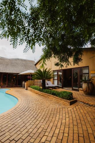 Greenfields Guesthouse & Restaurant in Alberton