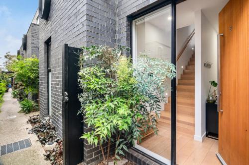 Chic Home with BBQ & Outdoor Dining in 高菲爾
