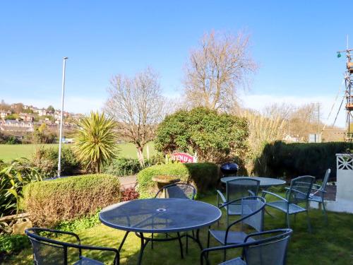 Avenue Park Villa - image 3