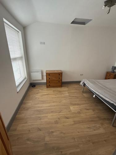 Flat 4 Rylands Street