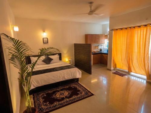 A Peaceful Retreat Just 2km Away From Prem Mandir - image 5