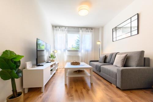 SAQU312C - Amplio piso de 1 dormitorio en Tetuán, Madrid - Alquiler temporal