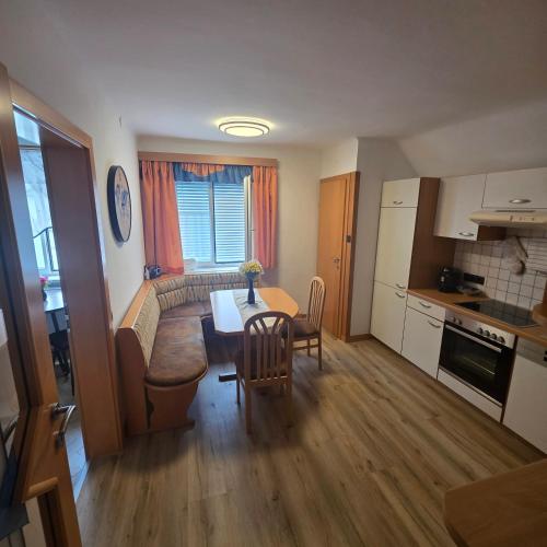 virtuve, Apartment Almblick in Übelbach