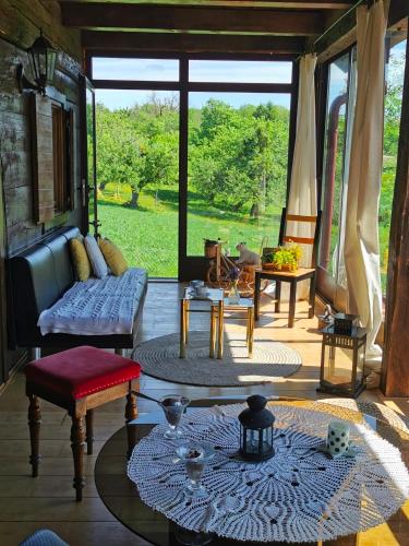 Skats, Greenwood Cottage house for rent near Zagreb in Pisarovina
