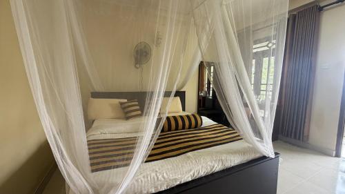 Sadew Home Stay - Tap to explore photos