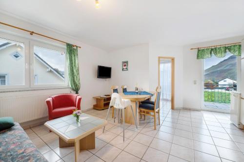 2 bedrooms, 2 beds