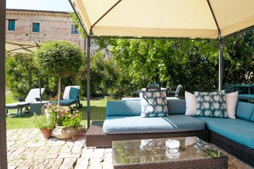 Kert, Belvedere Rosa Country House - Self-Catering Apartments with Pool and Views in Mogliano
