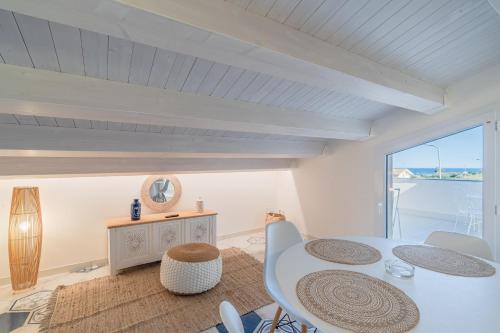 Boutique Apartment - Blue Sea - image 3