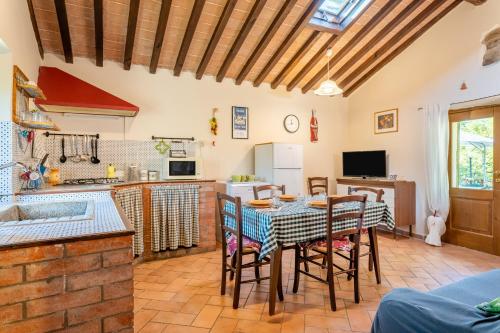 Зовнішній вигляд готелю, Il Colletto Romantic Stonehouse in Пеша