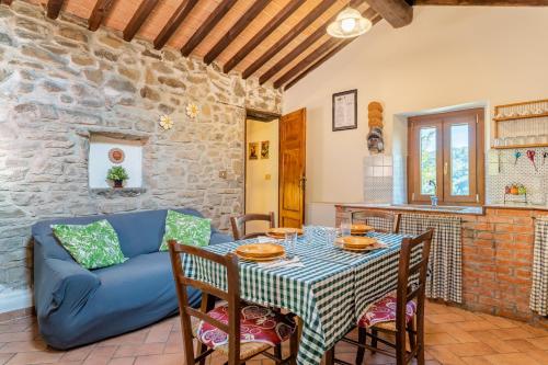Зовнішній вигляд готелю, Il Colletto Romantic Stonehouse in Пеша