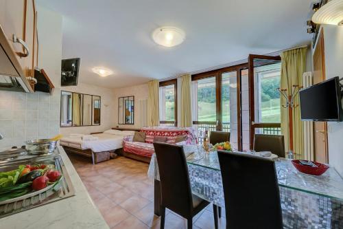 La Marmotta Campo Smith on the Ski Slopes - Happy Rentals