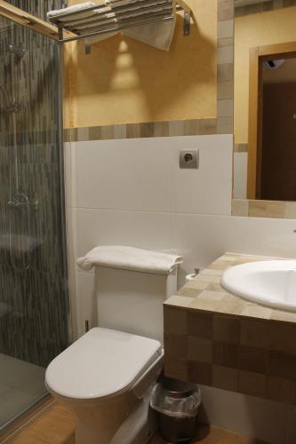 Hostal Cal Siles - image 6