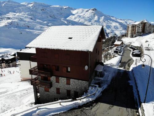 Residence Courmayeur - Appartement 10 personnes ski aux pieds aux Menuires MAE-3774 in Reberty
