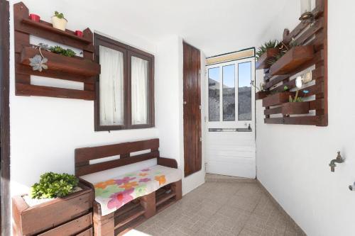 Casinha Da Aldeia, Cela Velha