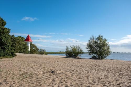 Viesnīcas āriene, Ferienwohnung Flut am Weserstrand in Hagen im Bremischen