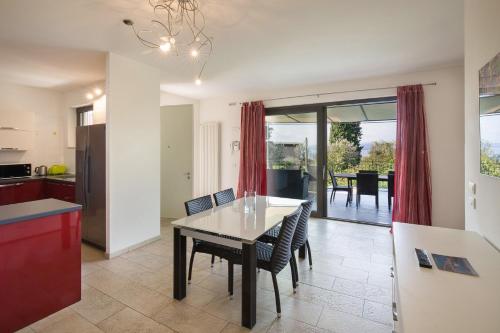 Three-Bedroom Premium Apartment with Balcony
