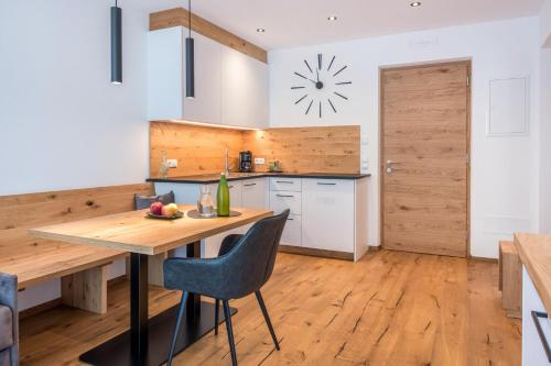  Luisl Hof - Apartment Vitis in Girlan