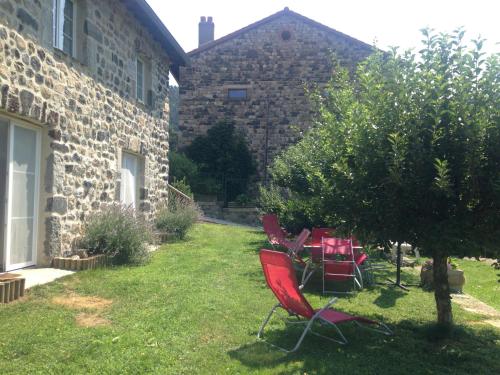 Exterior view, Gite Dans Un Village De Caractere in Saint-Martin-De-Fugeres