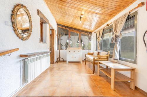 A szálláshely kívülről, El Porxet in Montmajor