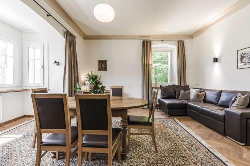 Villa Martiner Apartments Francesco – khách sạn tại Ortisei