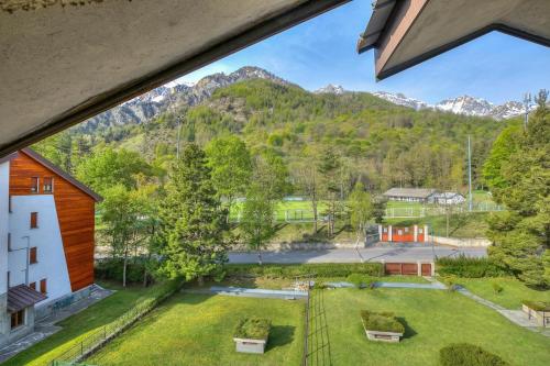  The Secret Garden in the City center - Happy Rentals in Bardonecchia