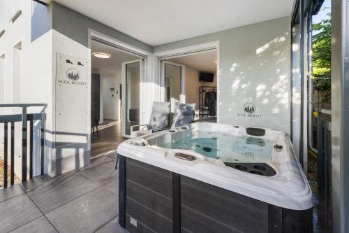 Egge Resort 7 mit Whirpool u Sauna in Altenbeken, Deutschland