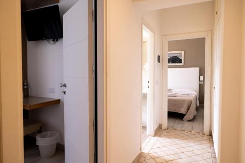 Hotel Mirella 2