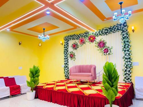 Hotel G L Palace And Restaurant in Chomu