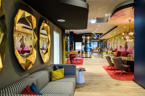 85218070 MERCURE Hotel Berlin Wittenbergplatz
