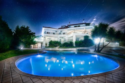 Hotelli välisilme, Ourdreamhouses Lake Hereou Loutraki in Limni Vouliagmenis
