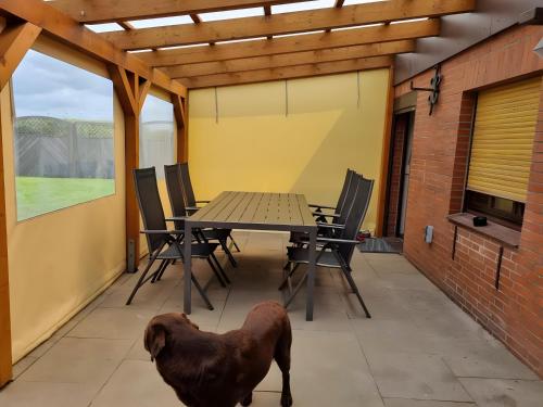 Фасада на хотела, 95qm Haus mit großem Garten in Wesselburen