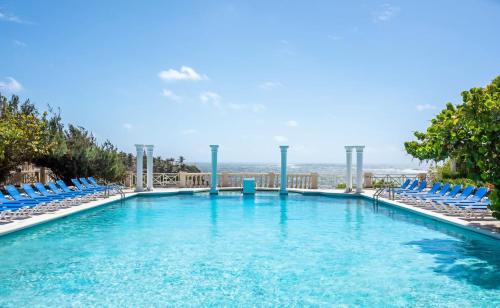 Swimmingpool, Luxury Resort Villa Concierge Services 2bdrm in Diamond Valley