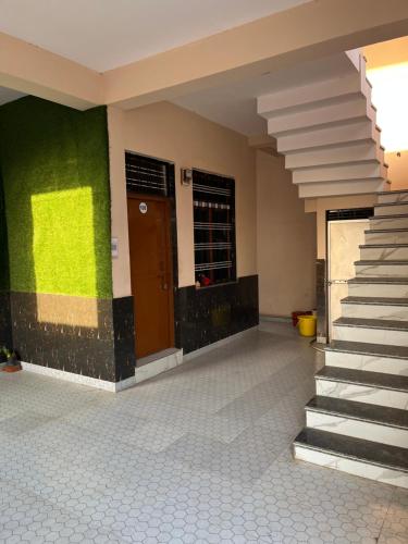 Radha Raman Hotel in Bheraghat