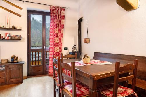 外部景觀, Casa sul Fiume-zona Limone Piemonte in 韋爾南泰