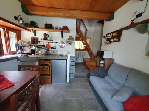  La casina rossa della fornace in Cutigliano