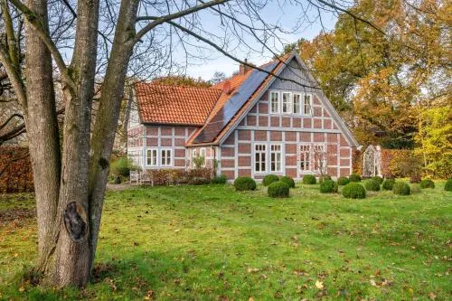 Landhaus im Garten in Hude, Deutschland