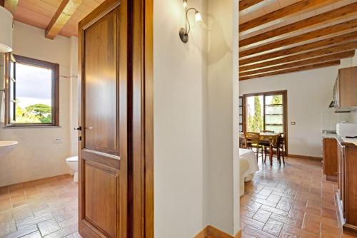 Ванна кімната, La Bettola Tavern Rooms Restaurant in Монтополі в Валь Д"Арно
