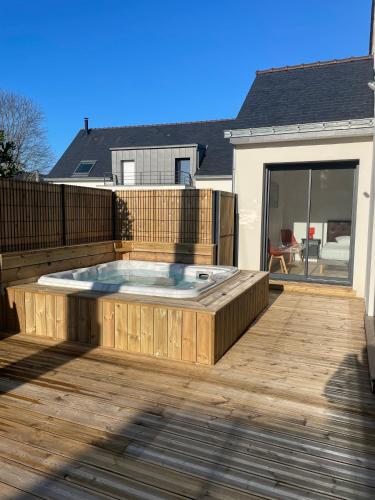 Family Prince 5min plage et jacuzzi - Location saisonnière - Arzon