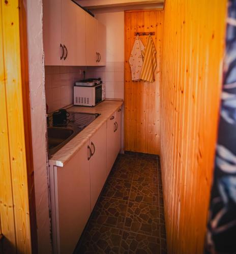 Erdődi Birtok Dióliget - Erdődi Manor Walnut Grove (Erdodi Birtok Dioliget - Erdodi Manor Walnut Grove) in Badacsonylabdihegy