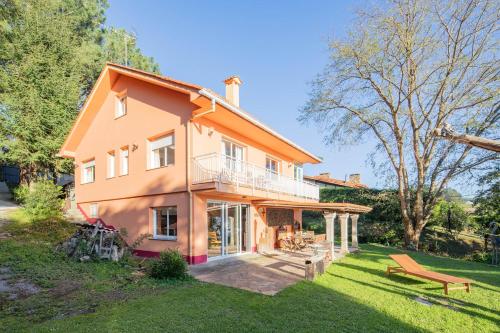 Viesnīcas āriene, O Axouxere in Vilarmaior
