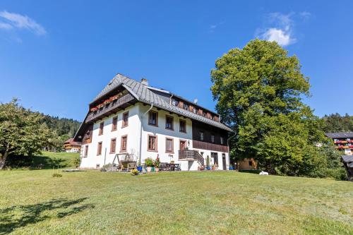 المنظر الخارجي, Haus Heimrich in تودت موس